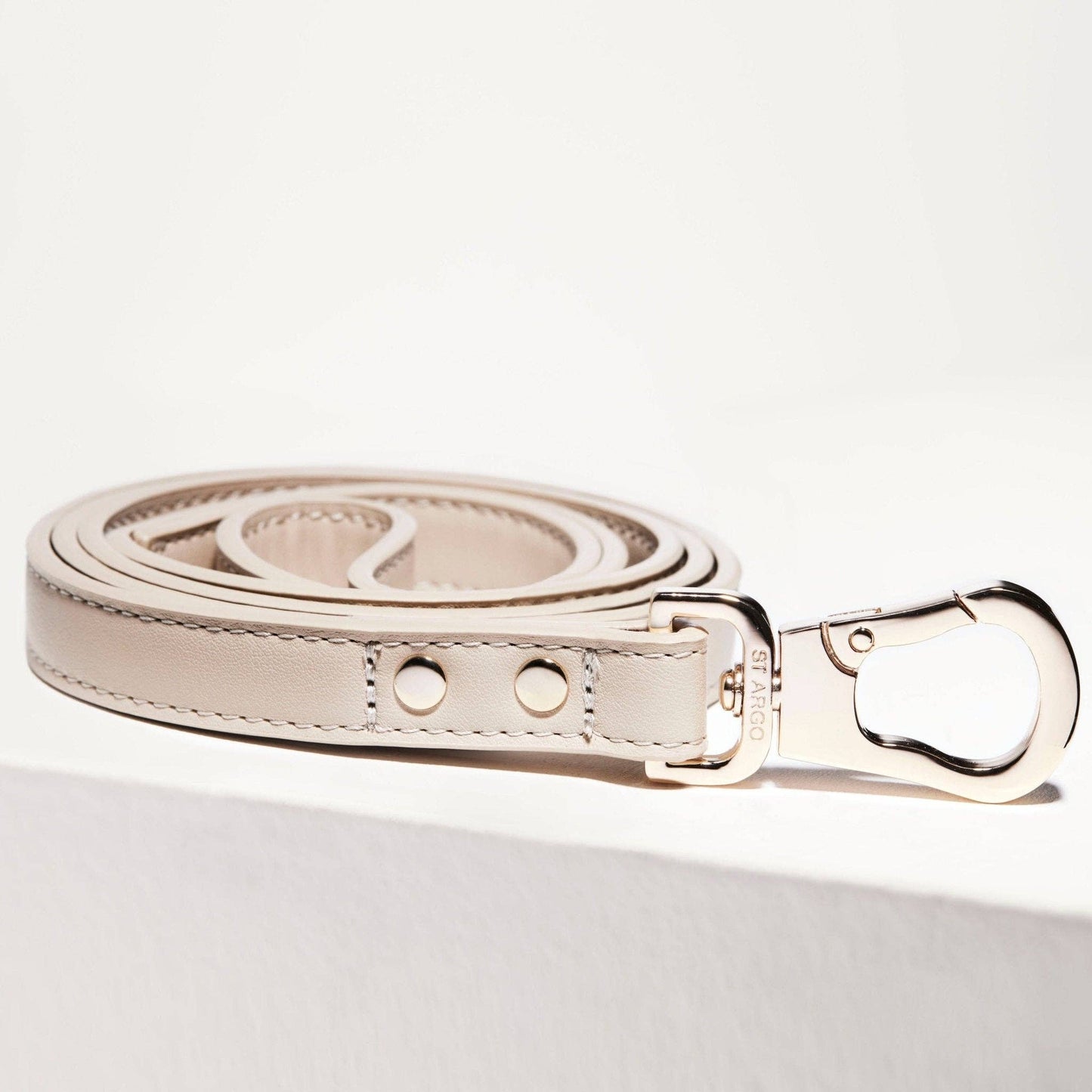 Laisse beige en cuir végétal