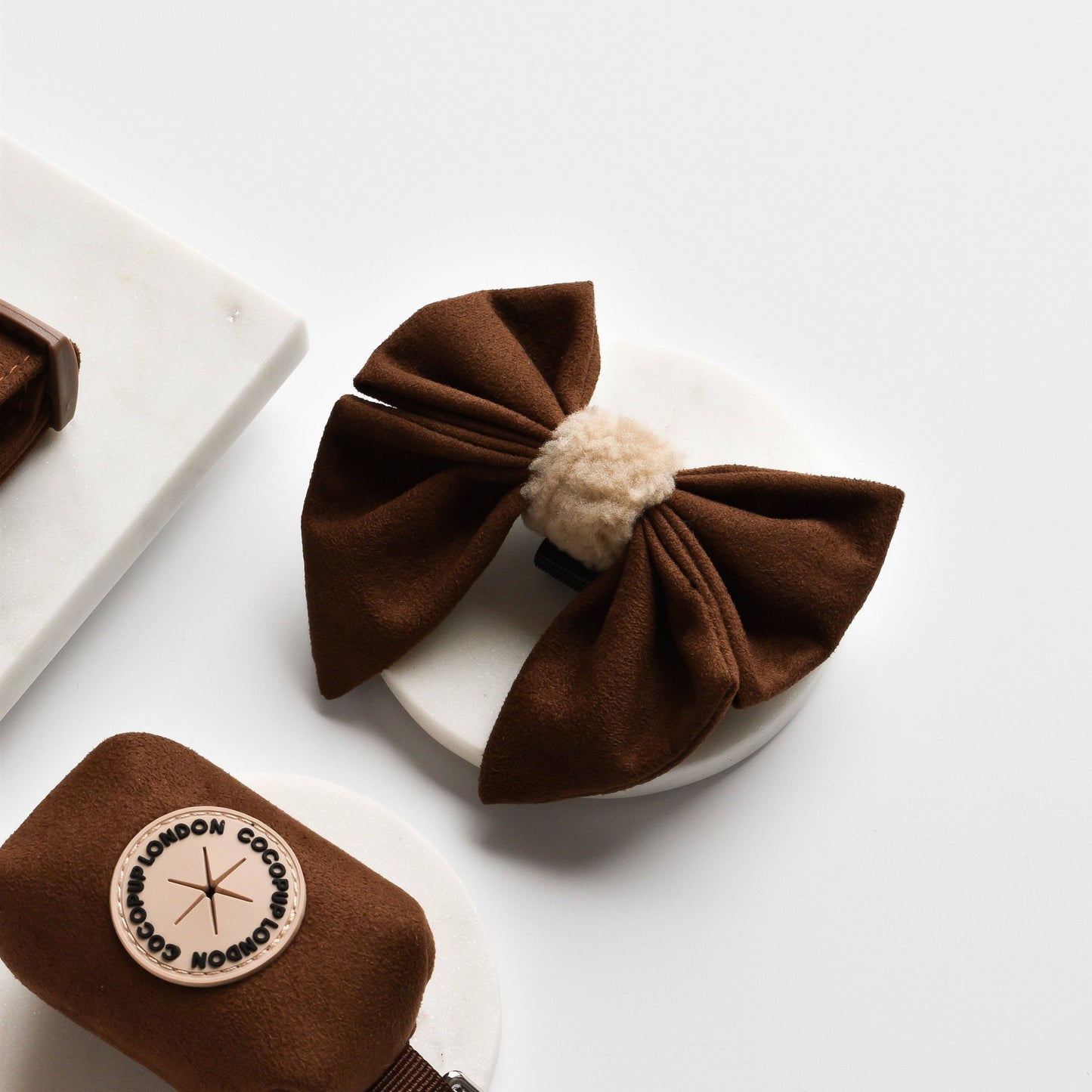Nœud papillon marron