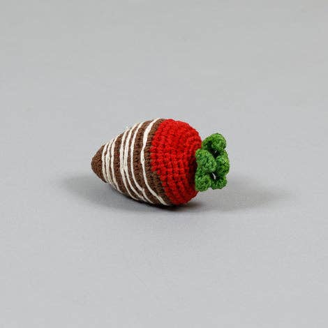 Fraise enrobée de chocolat en crochet