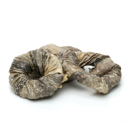 Anneau de peau de morue séchée